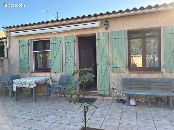 Maison T3 meublée 58 m² - 2 chambres - jardin - climatisation - location temporaire
