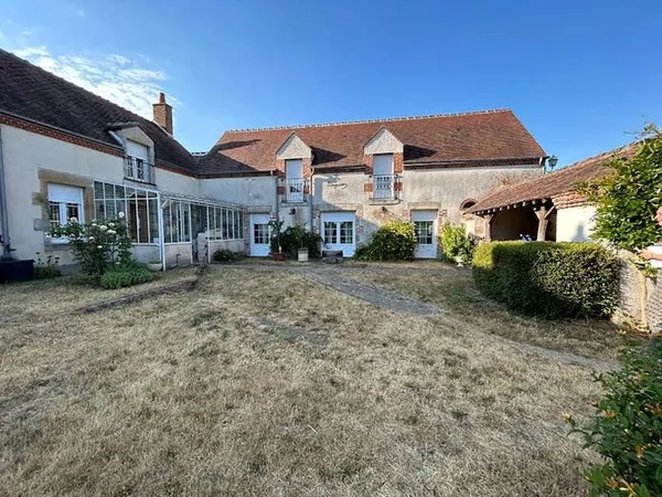 Maison 7 pièces 236 m²