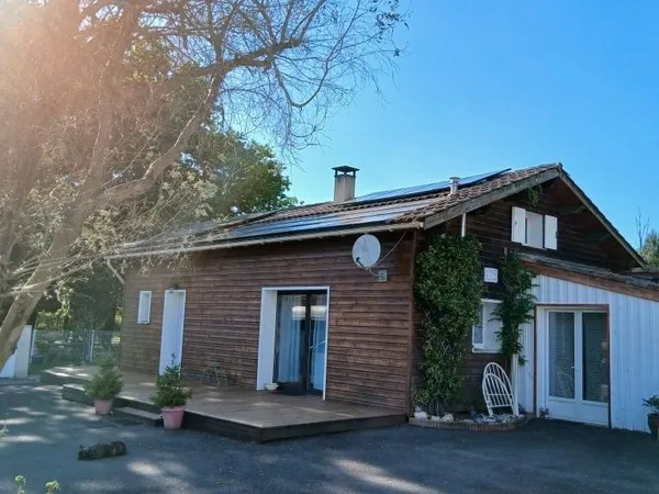 Maison t6 sur 4000m2