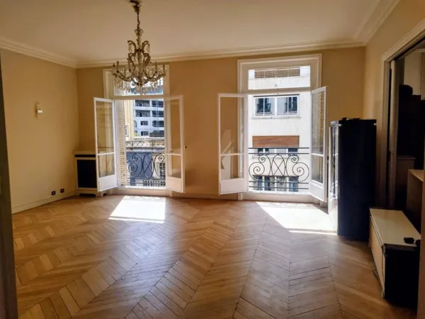 Appartement 5 pièces 190 m²