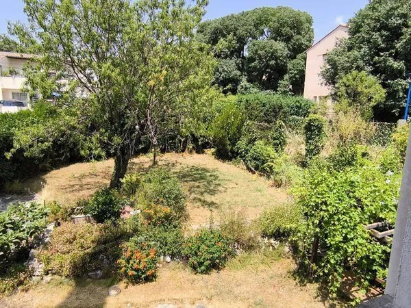 Terrain constructible 197 m²