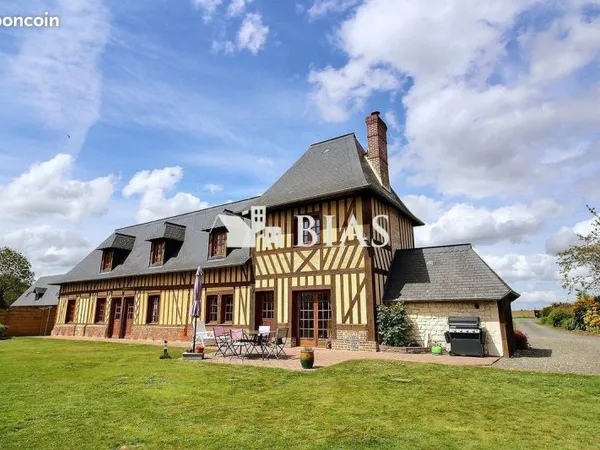Propriété 5 pièces 143 m²