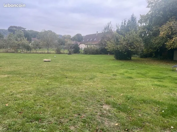 Terrain 1155 m² ACQUIGNY