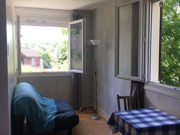 Chambre meublée proche RER