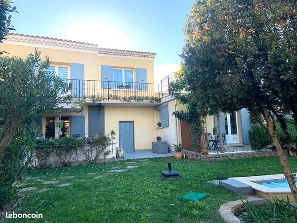 Maison 9 pièces 175 m²