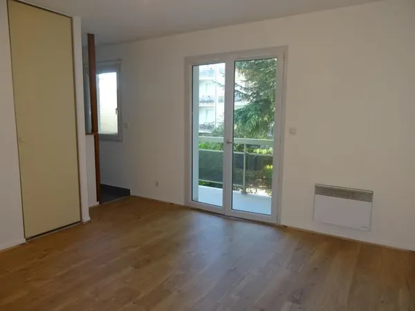 Studio avec parking Orléans Sud