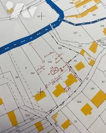 Terrain 2100 m²