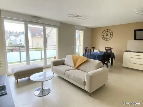 Appartement dans résidence récente 82m2 à FERRIERES EN BRIE