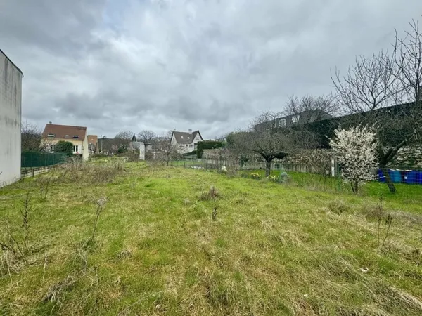 Terrain 1177 m²