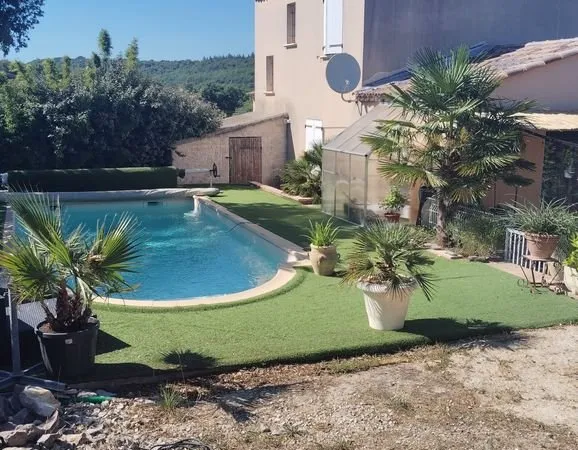Maison de luxe 7 pièces 137 m²