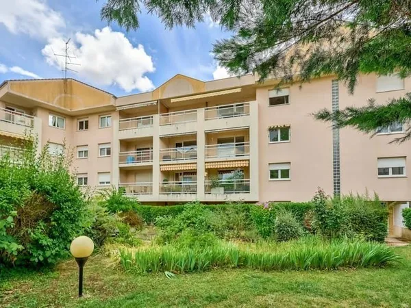 Appartement 5 pièces 106 m²