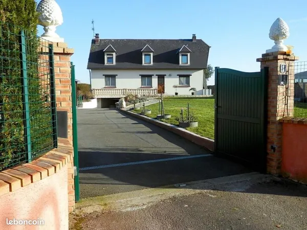 Maison 8 pièces 202 m²