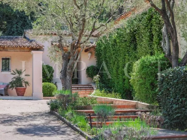 LE CANNET VILLA DE CHARME À VENDRE