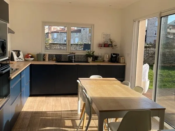 🏡 - Maison familiale 145 m² - 4 chambres - Terrasse ensoleillée - Terrain 350 m²