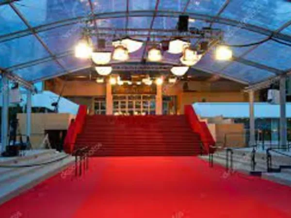 CANNES RESTAURANT HYPER CENTRE PROCHE CROISETTTE 65 M2
