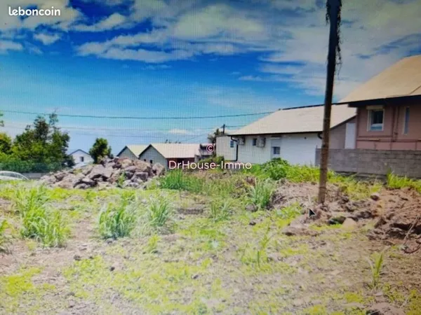 Terrain 343 m² le tampon