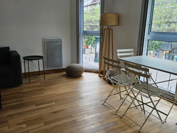 Loue chambre en colocation lumineuse