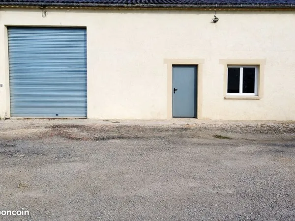 Local commercial 110 m² à louer - Proche centre Gaillac