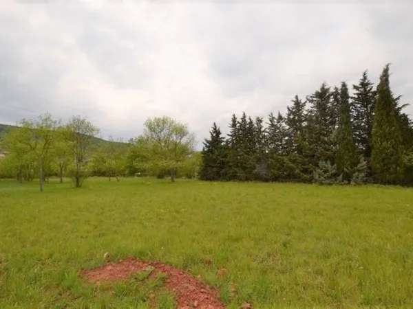 Terrain 1500 m²