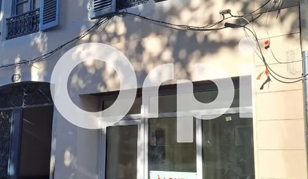 Local commercial 1 pièce 27 m²