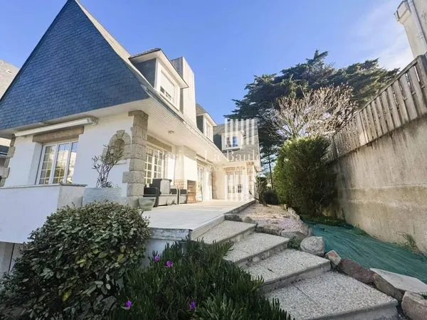 Maison 3 pièces 133 m²