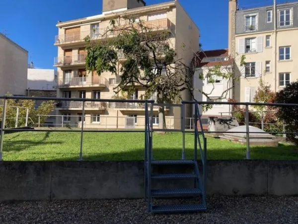 Bureaux 146 m²