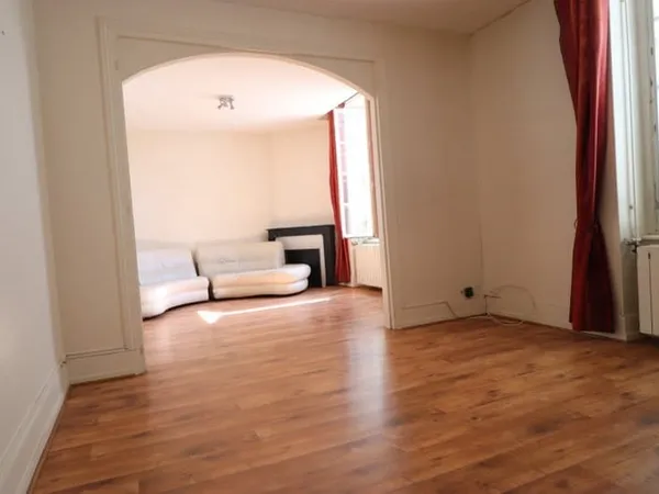 Appartement Nevers 6 pièce(s) 120 m2
