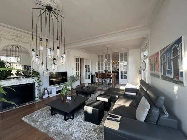 Appartement 4 pièces 166 m²