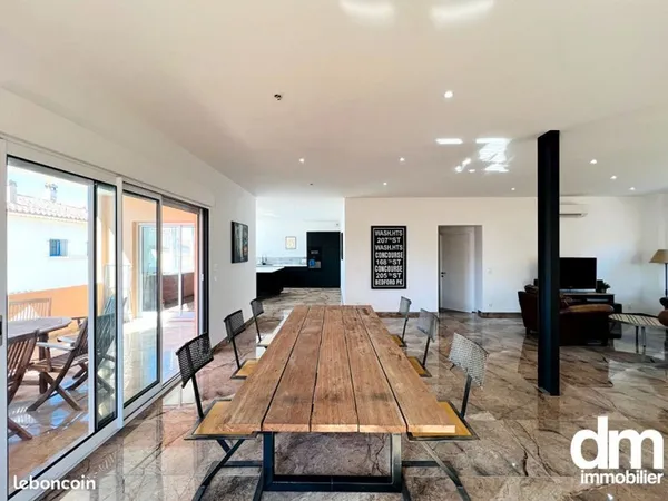 Appartement 5 pièces 207 m²