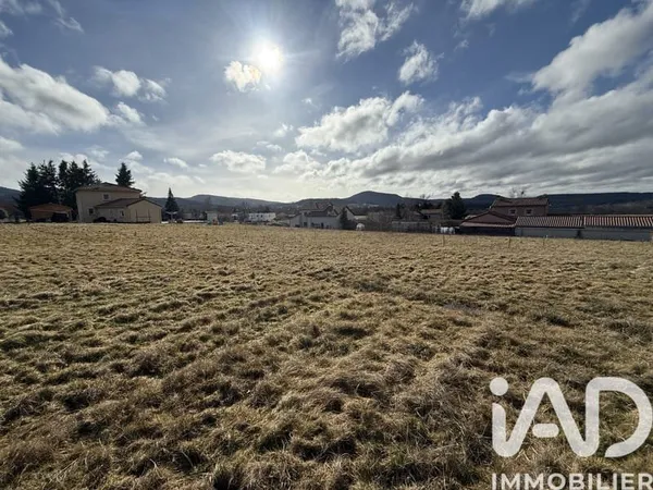 Terrain 1731 m²