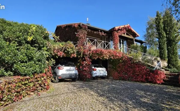 Maison 7 pièces 228 m²