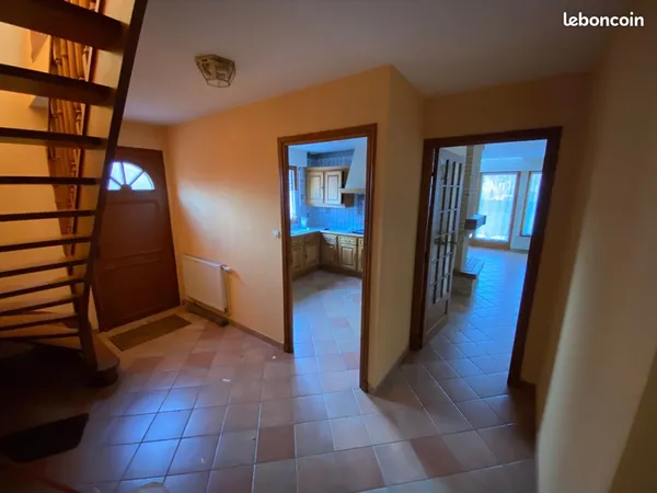 Maison centre Sainghin-en-Mélantois, 3 chambres, jardin et garage