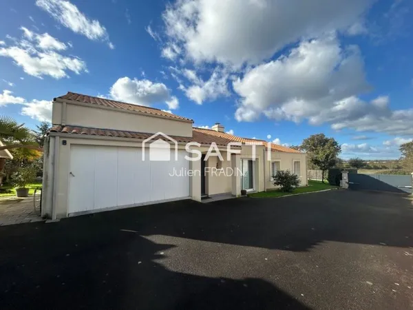 * NOUVEAUTÉ SAFTI Immobilier* - Maison de 5 chambres en parfait état ! avec une Magnifique parcelle 