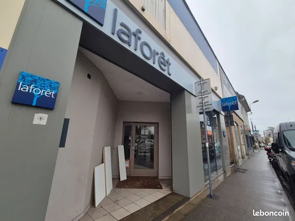 Local 150 m² CAPINGHEM