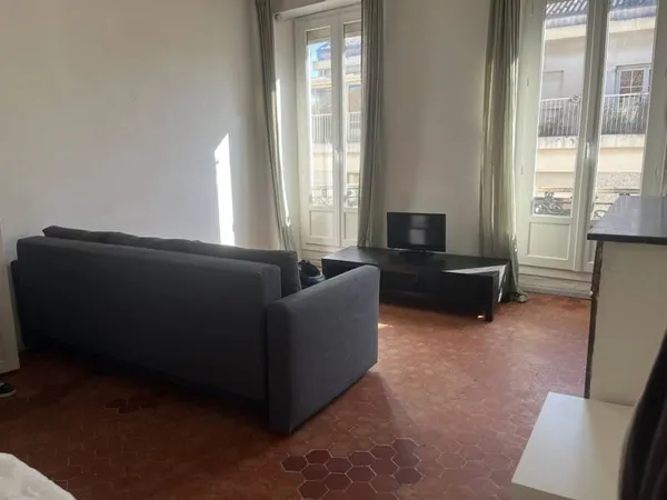 Studio 1 pièce 34 m²