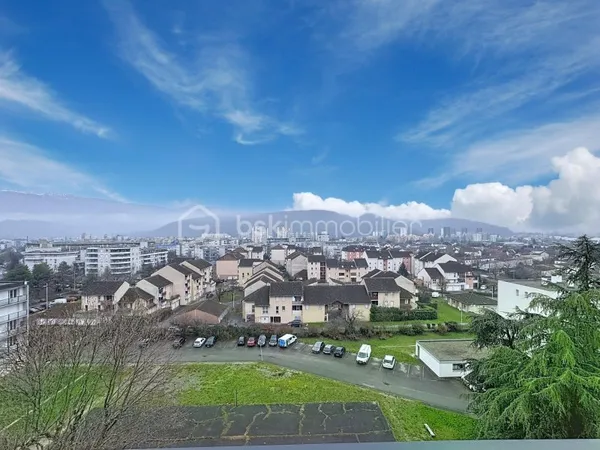 Appartement 4 pièces 77 m²