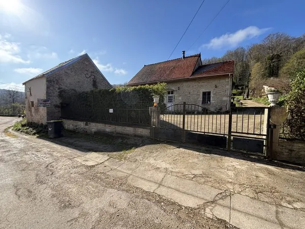 QUEMIGNY SUR SEINE ( 21) : belle maison bourguignonne de 14