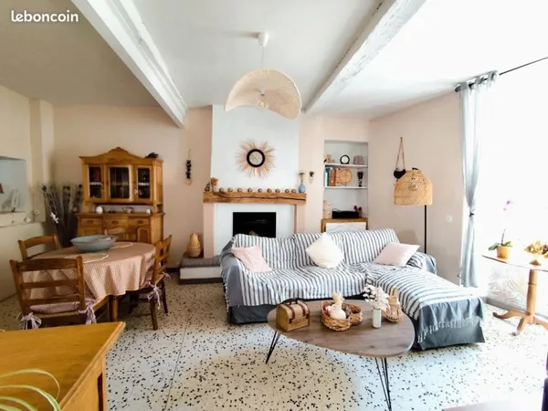 Maison dans un joli village médiéval