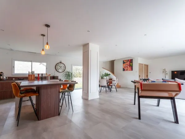 Maison de luxe 7 pièces 187 m²