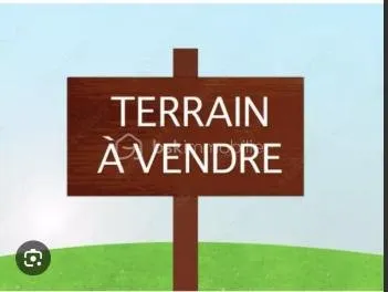 Terrain 200 m²