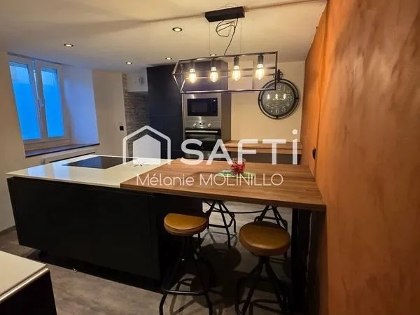 Propriété 5 pièces 81 m²