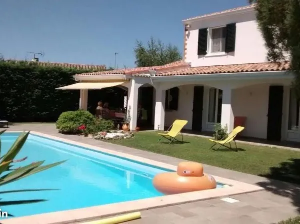 Villa 6 pièces 179 m²