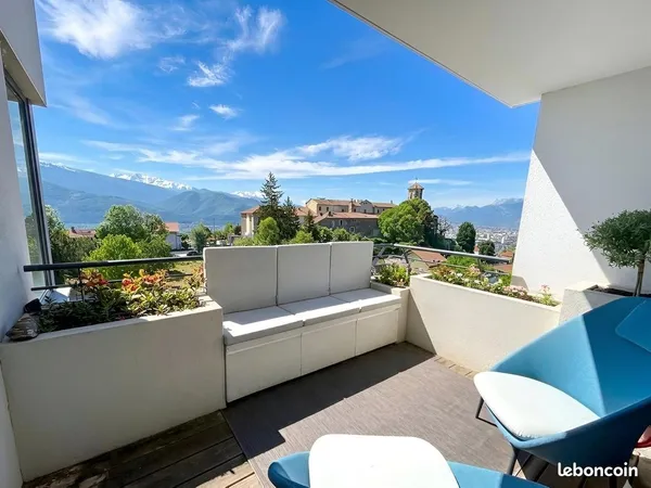 Appartement T3 Corenc village