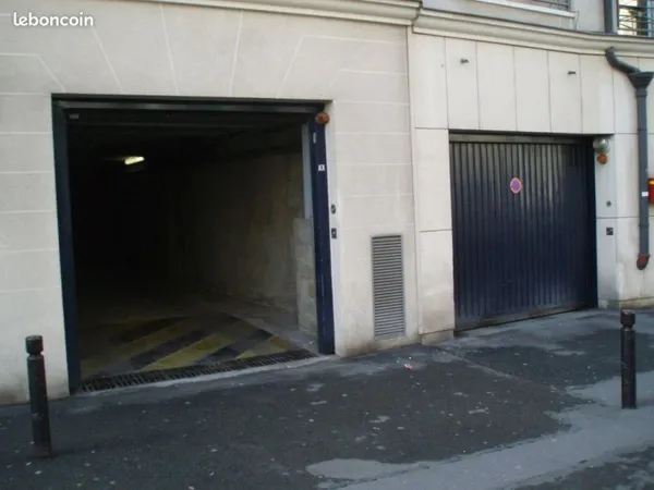 Location parking moto