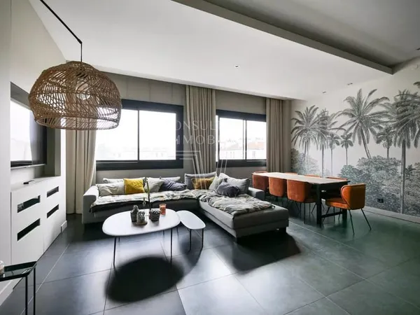 LEVALLOIS PROCHE NEUILLY. APPARTEMENT FAMILIAL DERNIER ETAGE