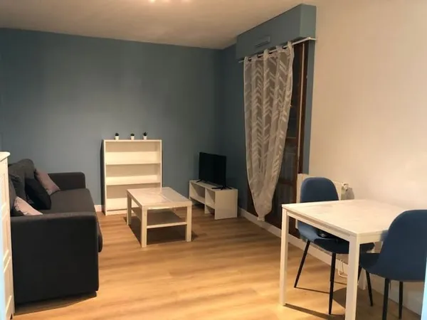 Studio 1 pièce 20 m²