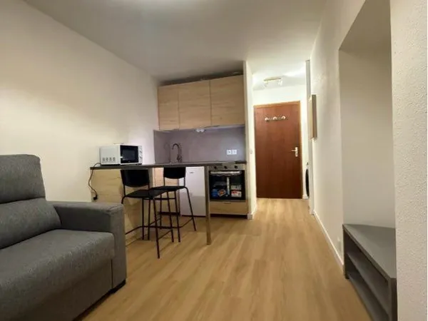 Studio de 18 m² entièrement rénové et meublé