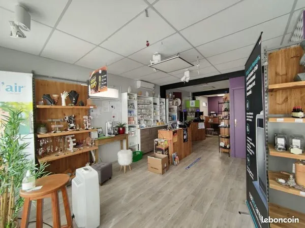 Local commercial 689 m² Retiers