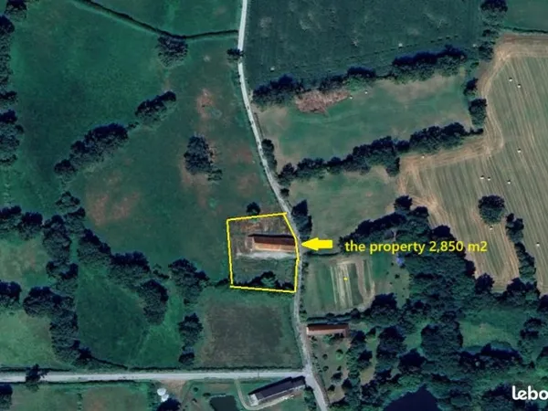 🏡 Ancienne ferme en pierre à rénover - 130 m² habitables + grange de 250 m² - Terrain 2 850 m² - Exp