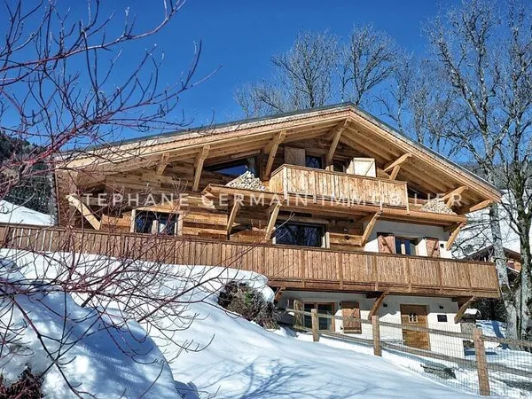 Chalet 6 pièces 280 m²
